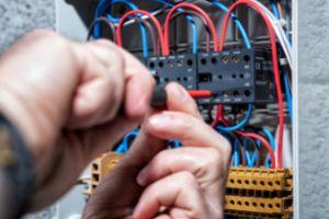 Importância de realizar a manutenção em instalações elétricas